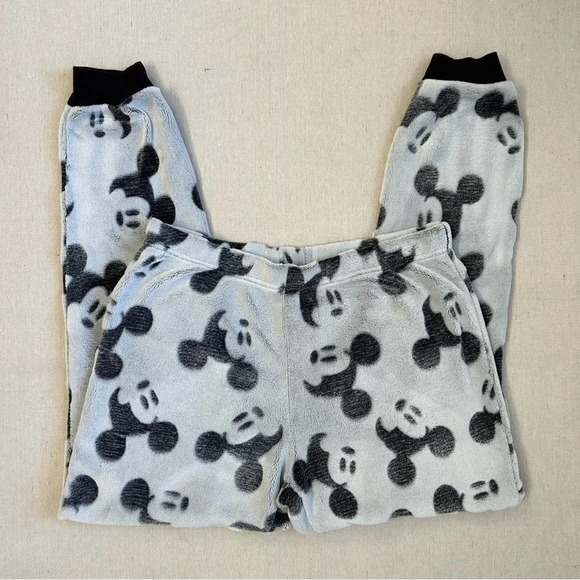 Mickey Mouse Grey & Black Pajamas 2-Piece Set Size Medium - Picture 8 of 14